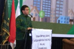 Ketua Umum Kamar Dagang dan Industri (KADIN) Jawa Barat, Agung Suryamal